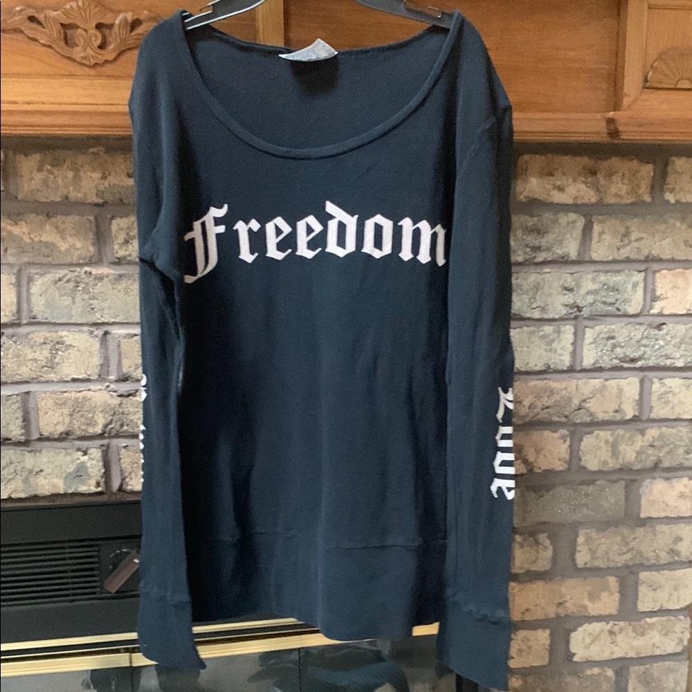 Freedom Black Long Sleeve Top size xl great shape by sugar and rox clothing co